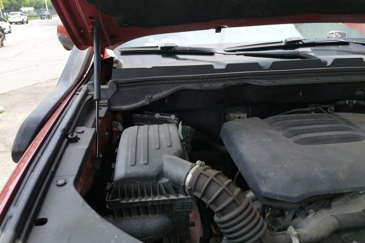 Used Great Wall Poer 2020 2.0T Off-Road Version Automatic Gasoline Four-Wheel Drive High-End Edition GW4C20B Engine Bay Right