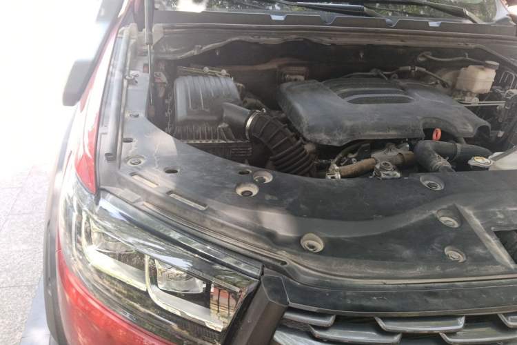 Used Great Wall Poer 2020 2.0T Off-Road Edition Automatic Gasoline 4x4 Limited Edition GW4C20B Engine Bay Right