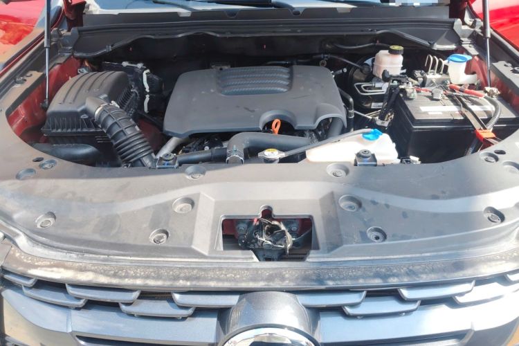 Used Great Wall Poer 2020 2.0T Off-Road Version Automatic Gasoline Four-Wheel Drive High-End Edition GW4C20B Engine Bay