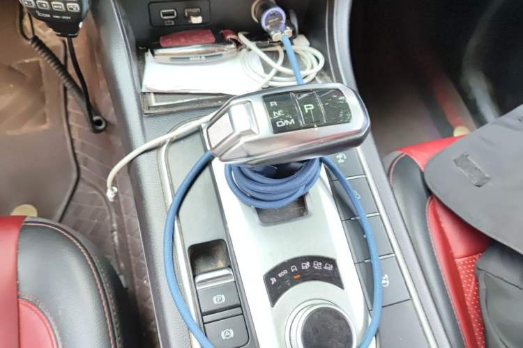 Used Great Wall Poer 2020 2.0T Off-Road Edition Automatic Gasoline 4x4 Advanced Version GW4C20B Gear Lever