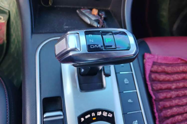 Used Great Wall Poer 2020 2.0T Off-Road Version Automatic Gasoline Four-Wheel Drive High-End Edition GW4C20B Gear Lever