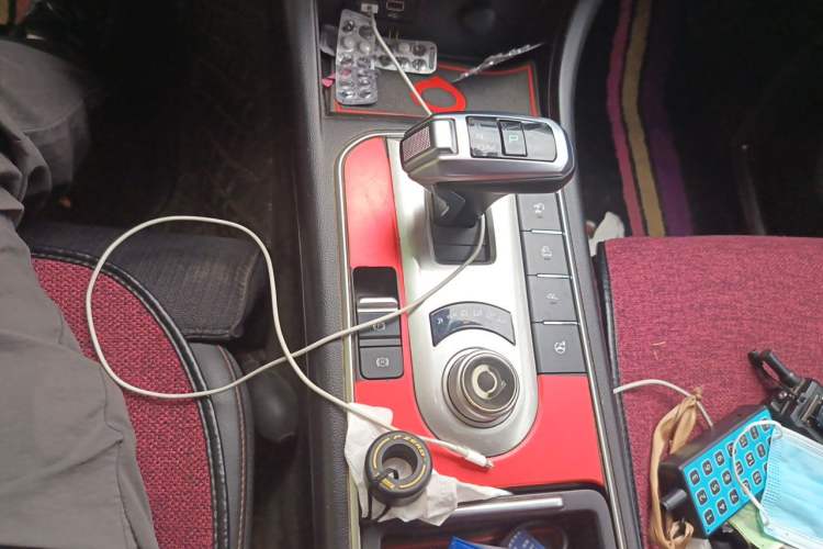 Used Great Wall Poer 2020 2.0T Off-Road Edition Automatic Gasoline 4x4 Advanced Version GW4C20B Gear Lever