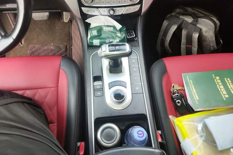 Used Great Wall Poer 2020 2.0T Off-Road Version Automatic Gasoline Four-Wheel Drive High-End Edition GW4C20B Gear Lever