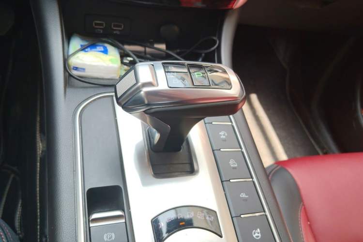 Used Great Wall Poer 2020 2.0T Off-Road Edition Automatic Gasoline 4x4 Limited Edition GW4C20B Gear Lever