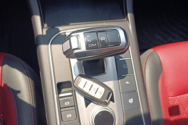 Used Great Wall Poer 2020 2.0T Off-Road Version Automatic Gasoline Four-Wheel Drive High-End Edition GW4C20B Gear Lever