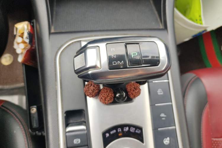 Used Great Wall Poer 2020 2.0T Off-Road Version Automatic Diesel 4x4 Advanced Edition GW4D20M Gear Lever