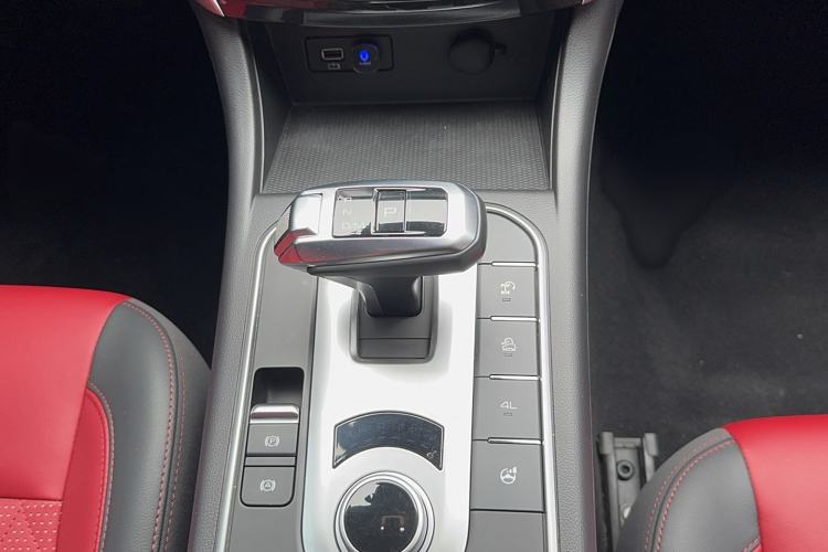Used Great Wall Poer 2020 2.0T Off-Road Edition Automatic Gasoline 4x4 Limited Edition GW4C20B Gear Lever