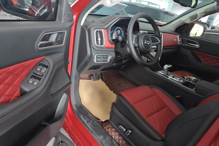Used Great Wall Poer 2020 2.0T Off-Road Version Automatic Gasoline Four-Wheel Drive High-End Edition GW4C20B Interior 2