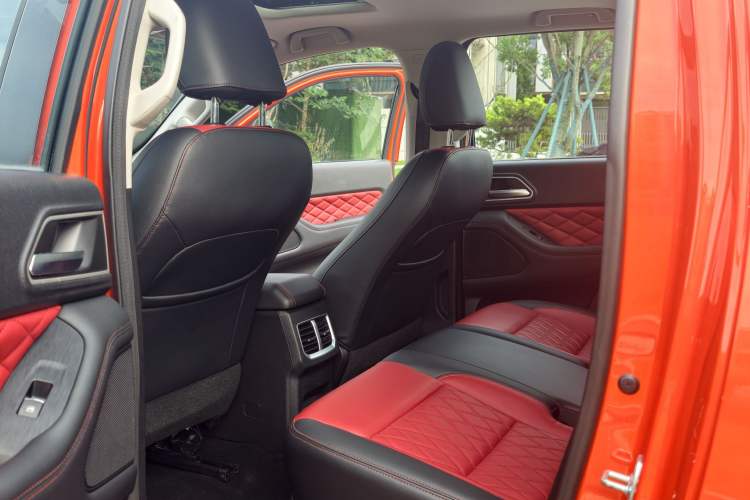 Used Great Wall Poer 2020 2.0T Off-Road Version Automatic Diesel 4x4 Advanced Edition GW4D20M Interior 2