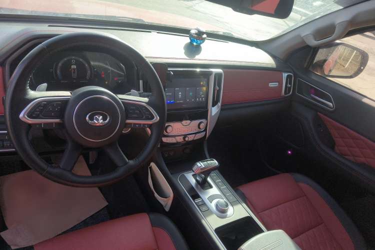 Used Great Wall Poer 2020 2.0T Off-Road Edition Automatic Gasoline 4x4 High-End Version Towable Model GW4C20B Interior 3