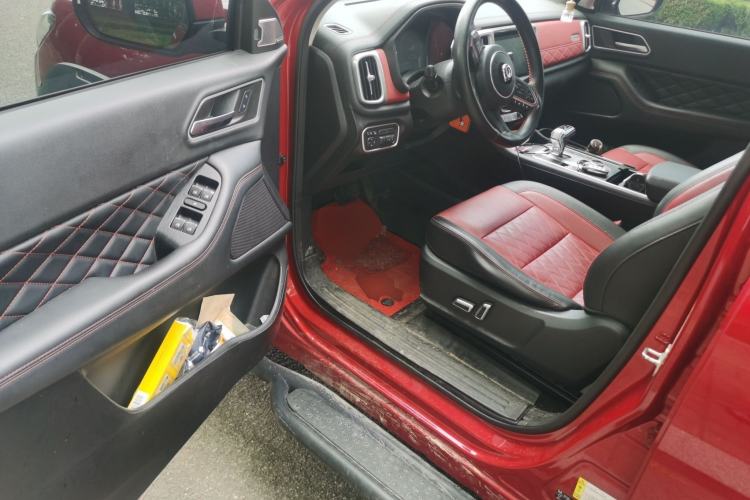 Used Great Wall Poer 2020 2.0T Off-Road Version Automatic Gasoline Four-Wheel Drive High-End Edition GW4C20B Interior 3