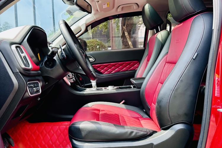 Used Great Wall Poer 2020 2.0T Off-Road Version Automatic Gasoline Four-Wheel Drive High-End Edition GW4C20B Interior 3