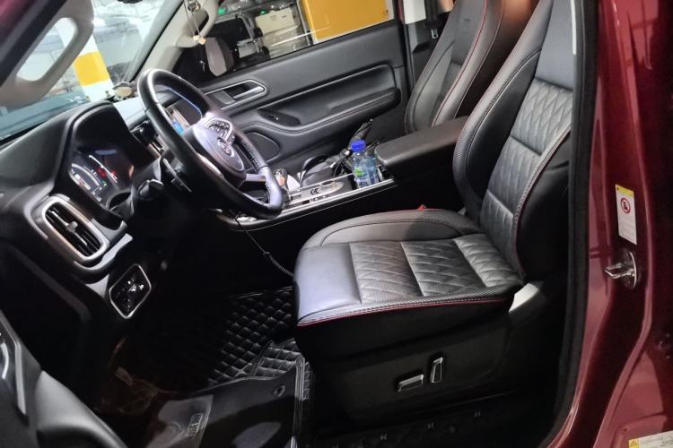 Used Great Wall Poer 2020 2.0T Off-Road Edition Automatic Diesel 4x4 High-End Version GW4D20M Left Front Seat
