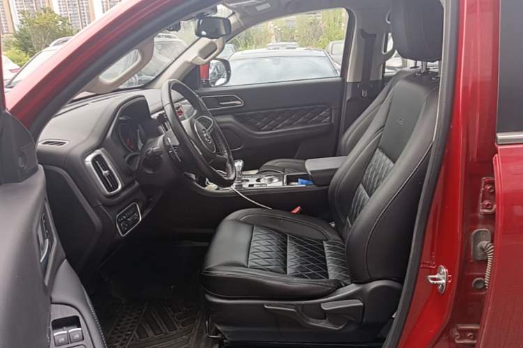 Used Great Wall Poer 2020 2.0T Automatic Diesel 2WD Comfort Edition GW4D20M Left Front Seat
