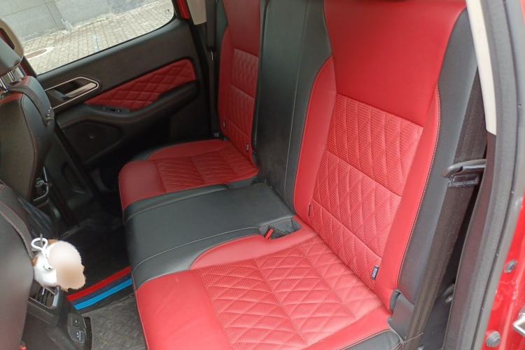 Used Great Wall Poer 2020 2.0T Off-Road Edition Automatic Gasoline 4x4 Limited-Edition Trailer Version GW4C20B Left Rear Seat