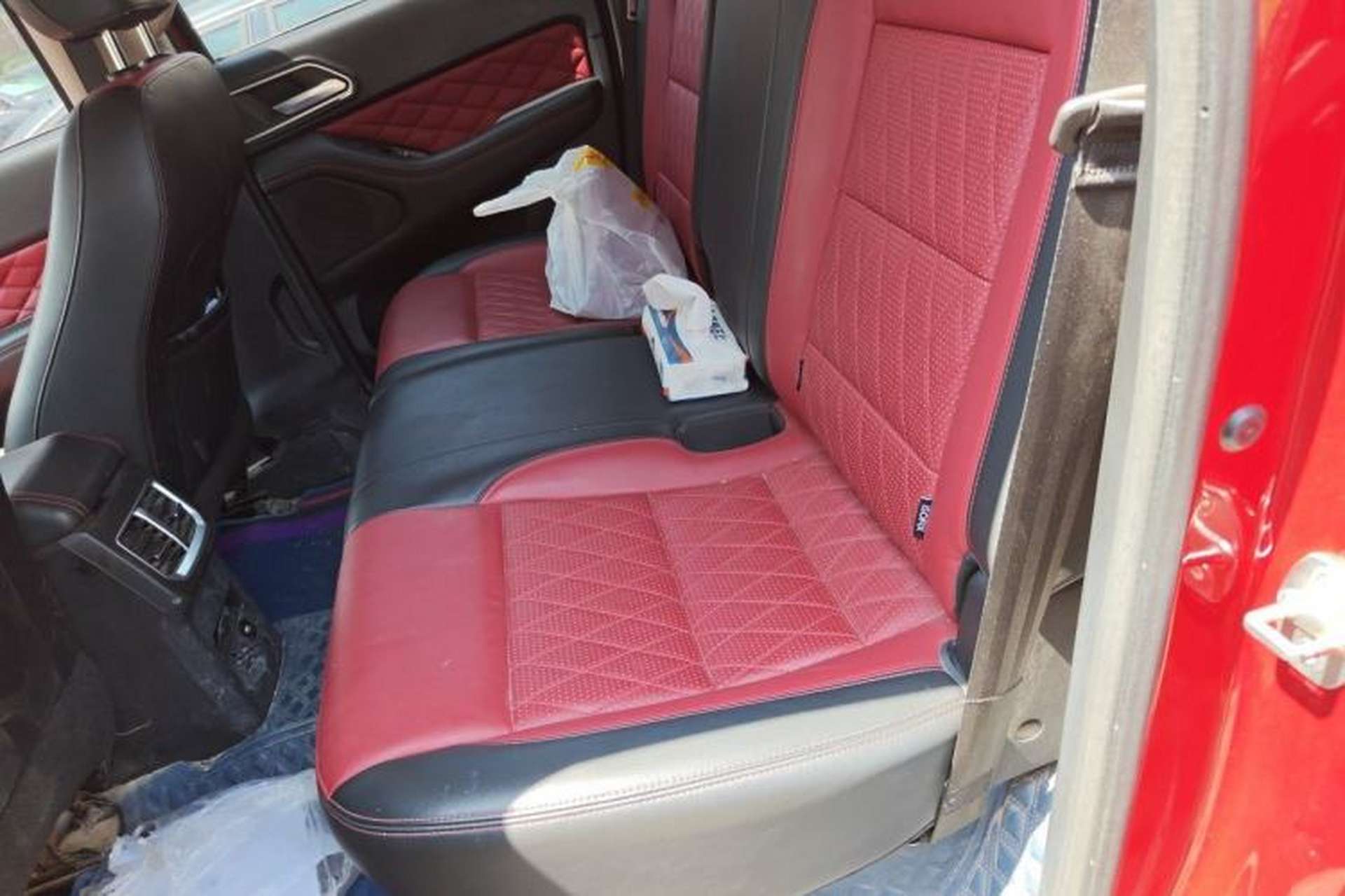 Used Great Wall Poer 2020 2.0T Off-Road Edition Automatic Diesel 4x4 High-End Version GW4D20M Left Rear Seat