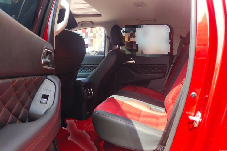 Used Great Wall Poer 2020 2.0T Off-Road Version Automatic Gasoline Four-Wheel Drive High-End Edition GW4C20B Left Rear Seat