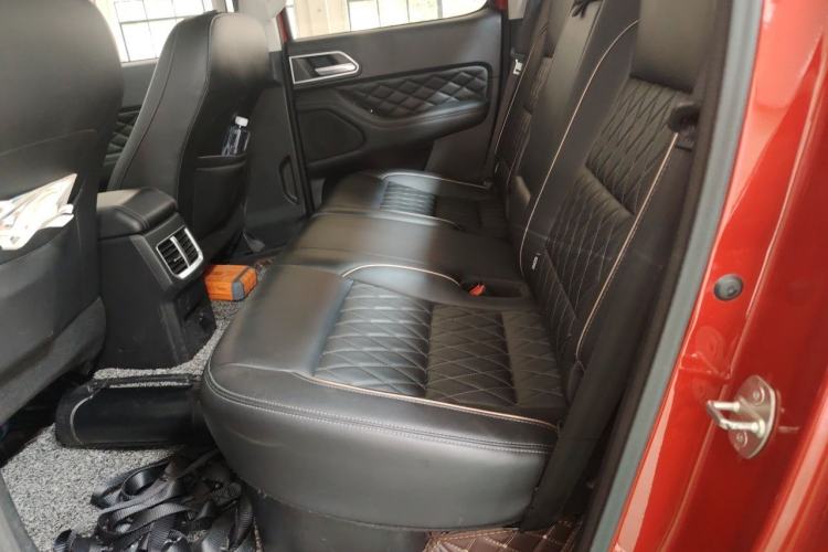 Used Great Wall Poer 2020 2.0T Automatic Diesel 4x4 Comfort Edition GW4D20M Left Rear Seat