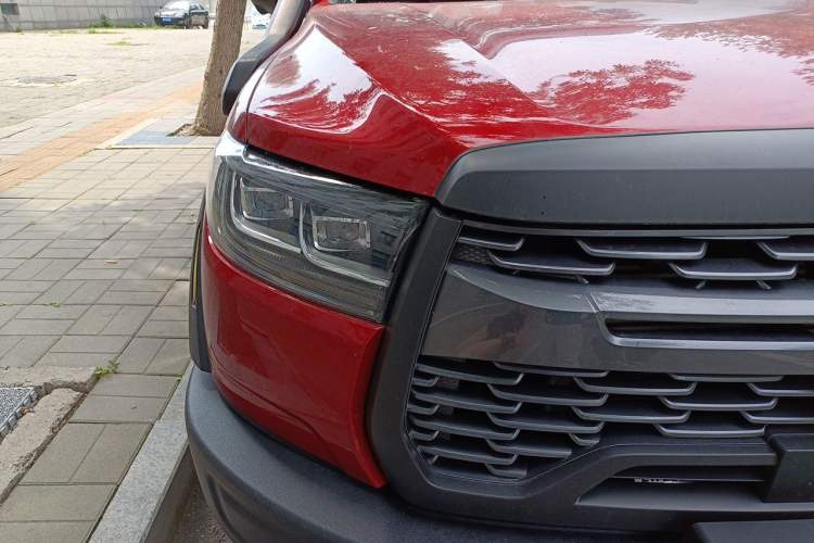 Used Great Wall Poer 2020 2.0T Off-Road Edition Automatic Gasoline 4x4 Limited-Edition Trailer Version GW4C20B Right Front Headlight