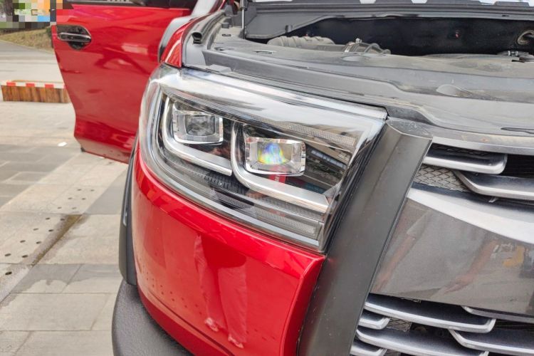 Used Great Wall Poer 2020 2.0T Off-Road Version Automatic Gasoline Four-Wheel Drive High-End Edition GW4C20B Right Front Headlight