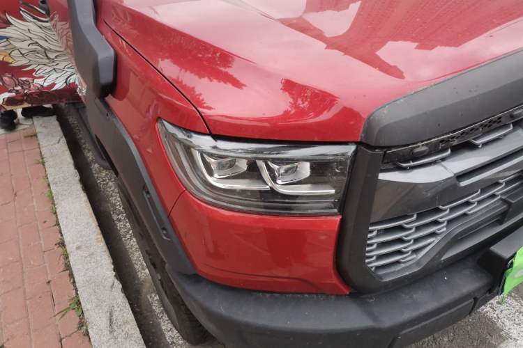 Used Great Wall Poer 2020 2.0T Off-Road Version Automatic Gasoline Four-Wheel Drive High-End Edition GW4C20B Right Front Headlight