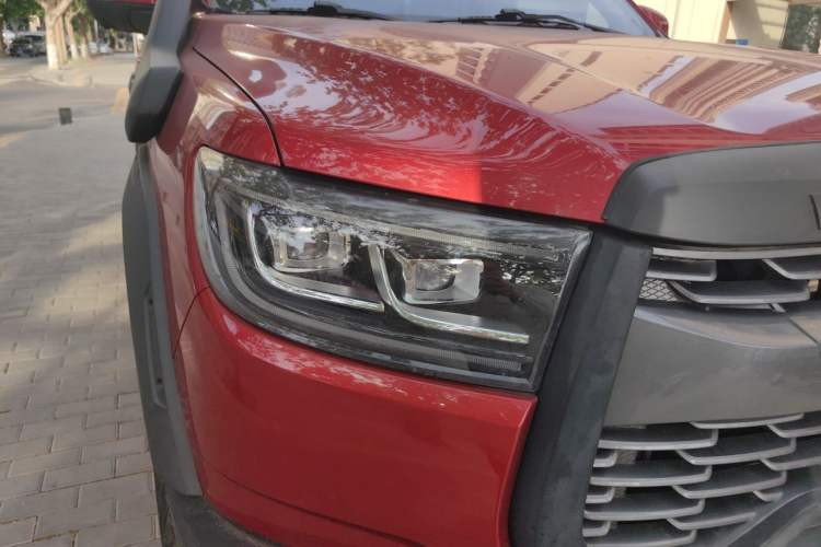Used Great Wall Poer 2020 2.0T Off-Road Edition Automatic Gasoline 4x4 Limited Edition GW4C20B Right Front Headlight