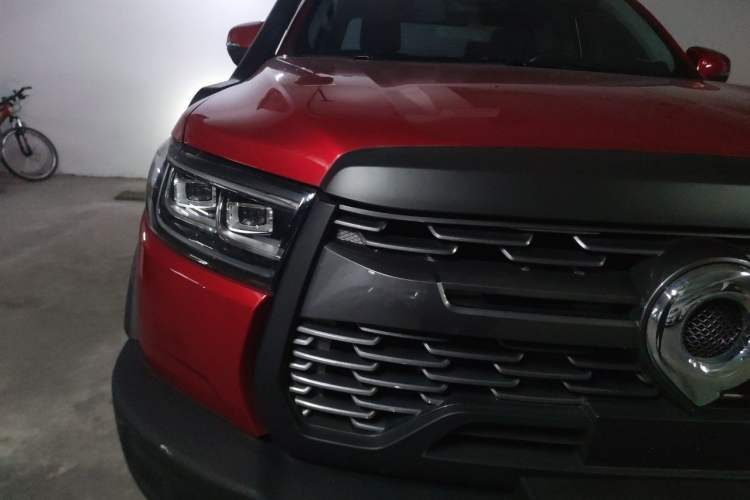 Used Great Wall Poer 2020 2.0T Off-Road Version Automatic Gasoline Four-Wheel Drive High-End Edition GW4C20B Right Front Headlight
