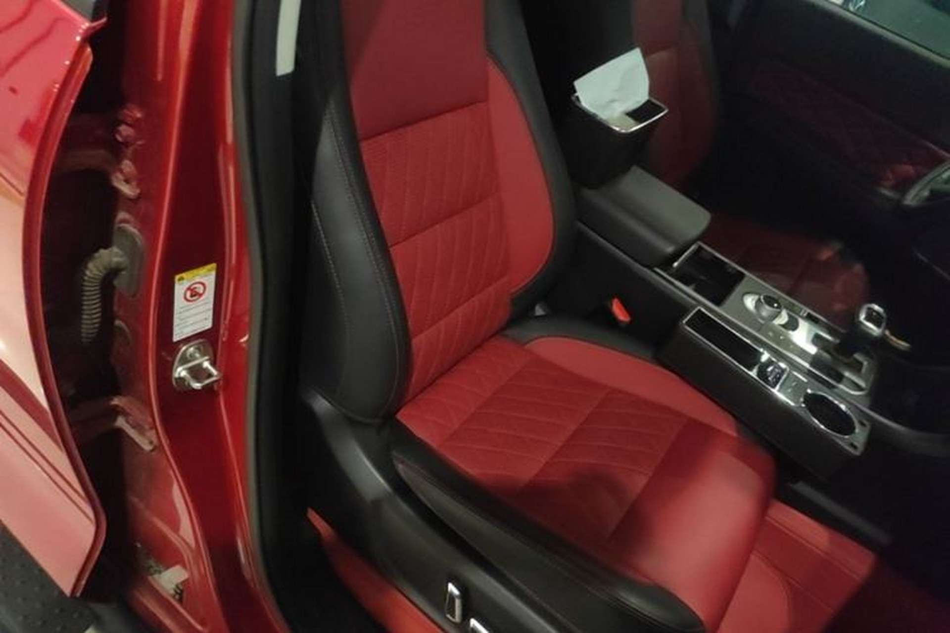 Used Great Wall Poer 2020 2.0T Off-Road Version Automatic Gasoline Four-Wheel Drive High-End Edition GW4C20B Right Front Seat