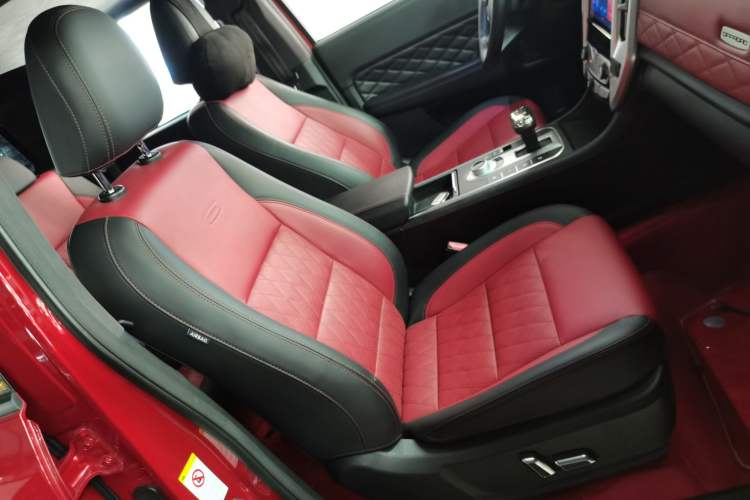 Used Great Wall Poer 2020 2.0T Off-Road Edition Automatic Gasoline 4x4 Limited Edition GW4C20B Right Front Seat