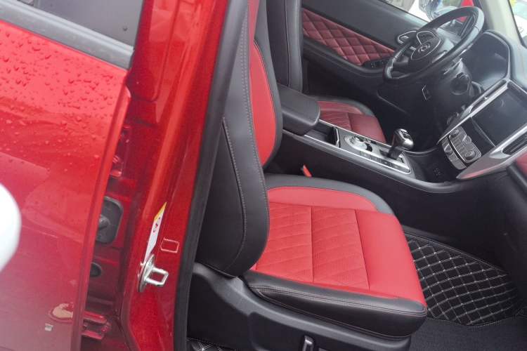 Used Great Wall Poer 2020 2.0T Off-Road Edition Automatic Diesel 4x4 High-End Version GW4D20M Right Front Seat