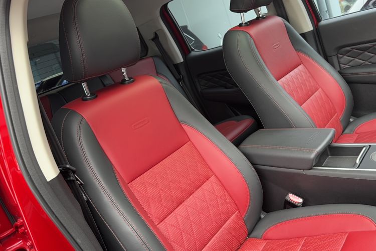 Used Great Wall Poer 2020 2.0T Off-Road Edition Automatic Gasoline 4x4 Limited Edition GW4C20B Right Front Seat