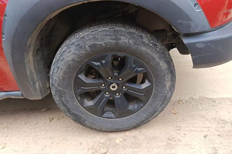 Used Great Wall Poer 2020 2.0T Off-Road Edition Automatic Gasoline 4x4 Advanced Version GW4C20B Right Front Wheel Hub