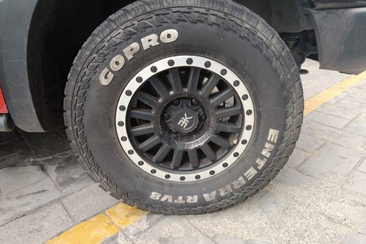 Used Great Wall Poer 2020 2.0T Off-Road Edition Automatic Diesel 4x4 High-End Version Towable Model GW4D20M Right Front Wheel Hub