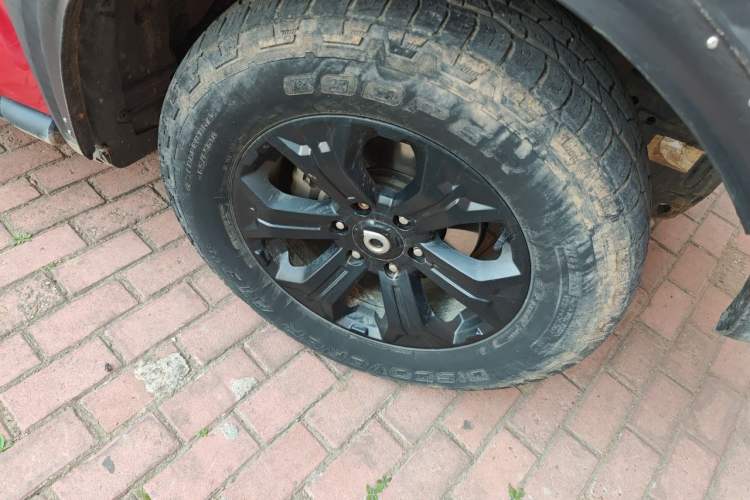 Used Great Wall Poer 2020 2.0T Off-Road Edition Automatic Diesel 4x4 High-End Version GW4D20M Right Front Wheel Hub
