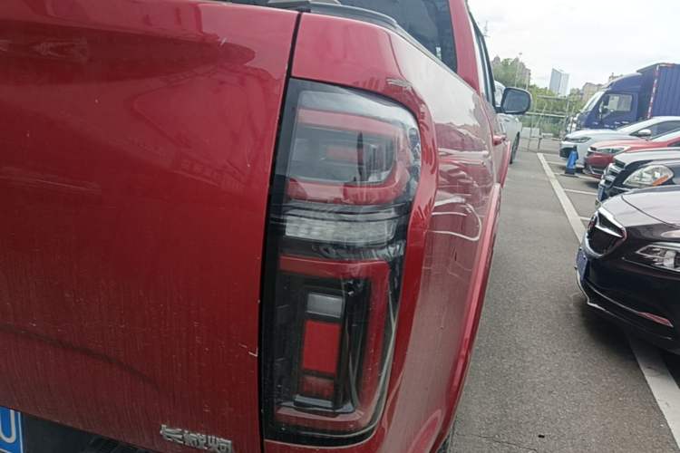Used Great Wall Poer 2020 2.0T Automatic Diesel 2WD Comfort Edition GW4D20M Right Rear Taillight