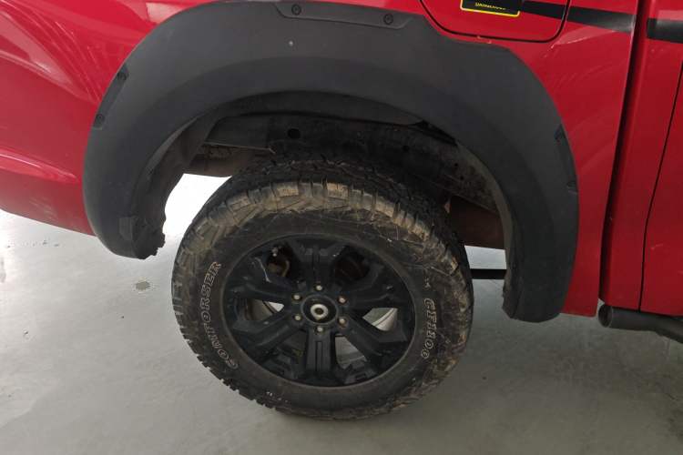 Used Great Wall Poer 2020 2.0T Off-Road Version Automatic Gasoline Four-Wheel Drive High-End Edition GW4C20B Right Rear Wheel Hub