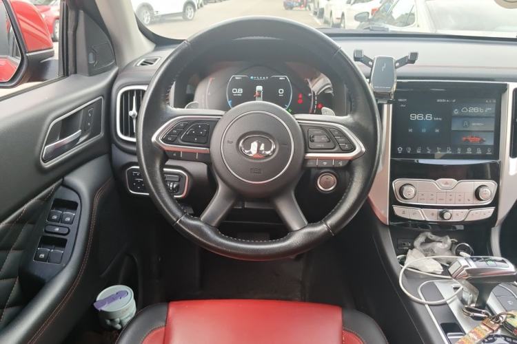 Used Great Wall Poer 2020 2.0T Off-Road Version Automatic Gasoline Four-Wheel Drive High-End Edition GW4C20B Steering Wheel