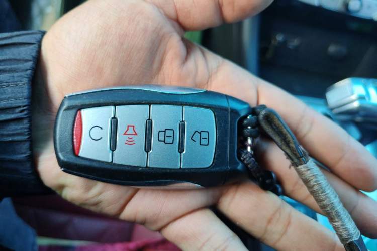 Used Great Wall Poer 2020 2.0T Off-Road Version Automatic Gasoline Four-Wheel Drive High-End Edition GW4C20B Vehicle Key