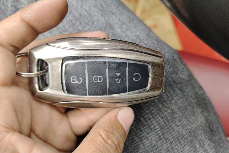 Used Great Wall Poer 2020 2.0T Off-Road Version Automatic Gasoline Four-Wheel Drive High-End Edition GW4C20B Vehicle Key