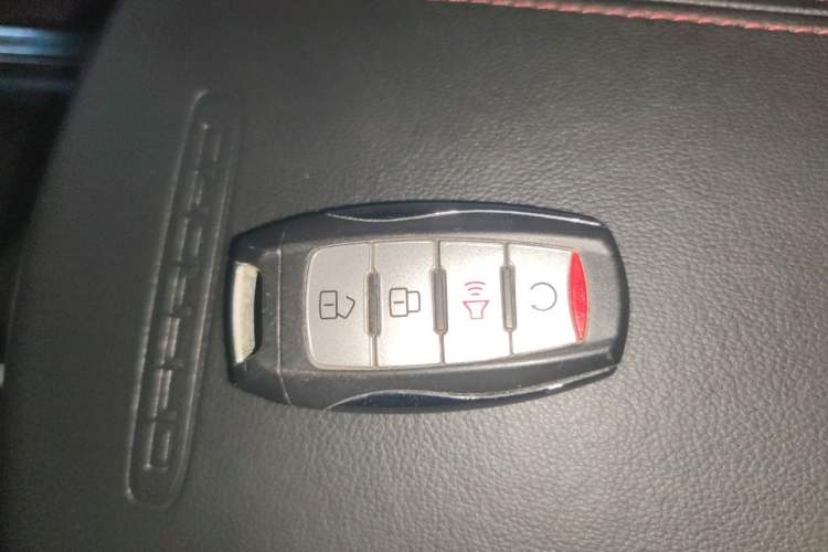 Used Great Wall Poer 2020 2.0T Off-Road Version Automatic Gasoline Four-Wheel Drive High-End Edition GW4C20B Vehicle Key