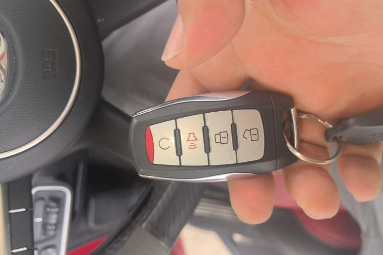 Used Great Wall Poer 2020 2.0T Off-Road Version Automatic Gasoline Four-Wheel Drive High-End Edition GW4C20B Vehicle Key