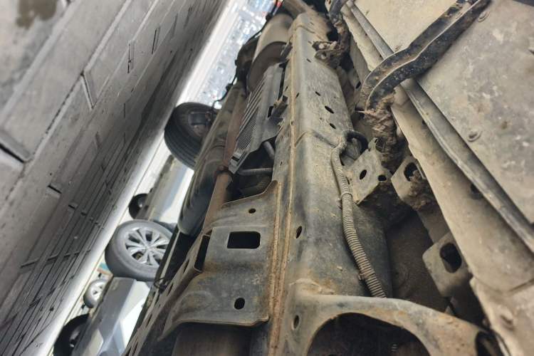 Used Great Wall Poer 2020 2.0T Automatic Diesel 2WD Comfort Edition GW4D20M Chassis Front Right