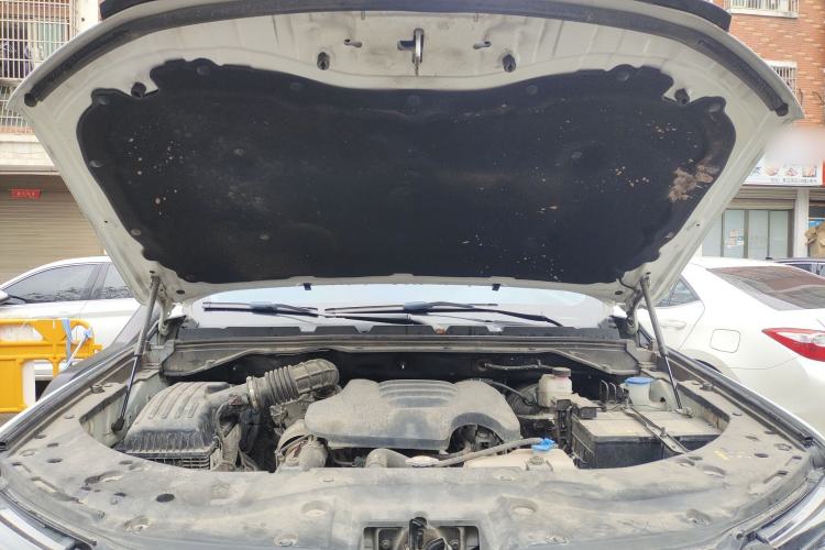 Used Great Wall Poer 2020 2.0T Off-Road Version Automatic Diesel 4x4 Advanced Edition GW4D20M Engine Bay