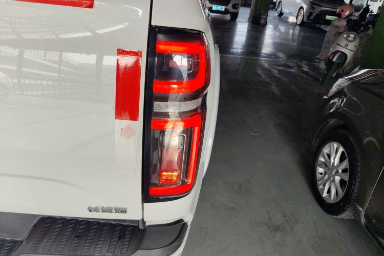 Used Great Wall Poer 2020 2.0T Automatic Diesel 2WD Comfort Edition GW4D20M Exterior 6