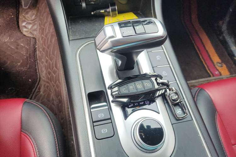 Used Great Wall Poer 2020 2.0T Off-Road Version Automatic Diesel 4x4 Advanced Edition GW4D20M Gear Lever