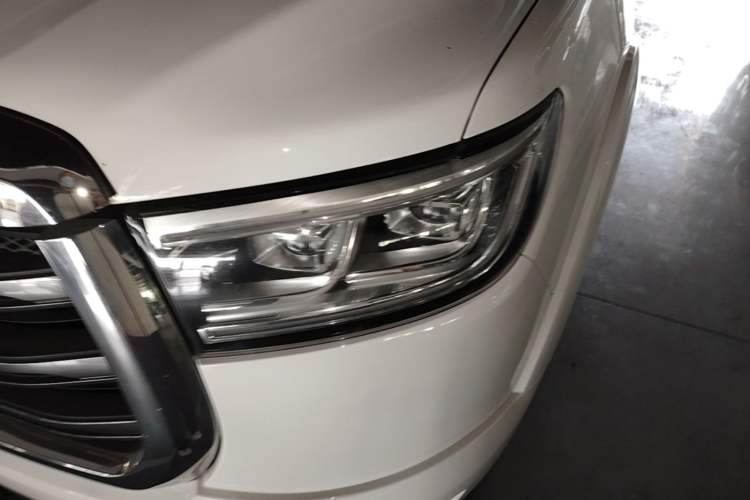 Used Great Wall Poer 2020 2.0T Automatic Diesel 2WD Comfort Edition GW4D20M Left Front Headlight