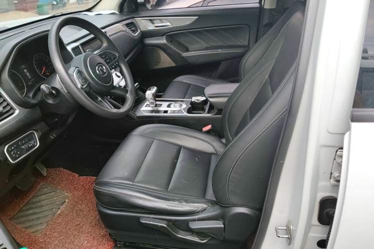 Used Great Wall Poer 2020 2.0T Commercial Version Automatic Diesel 4x4 Elite Long-Box GW4D20M Left Front Seat