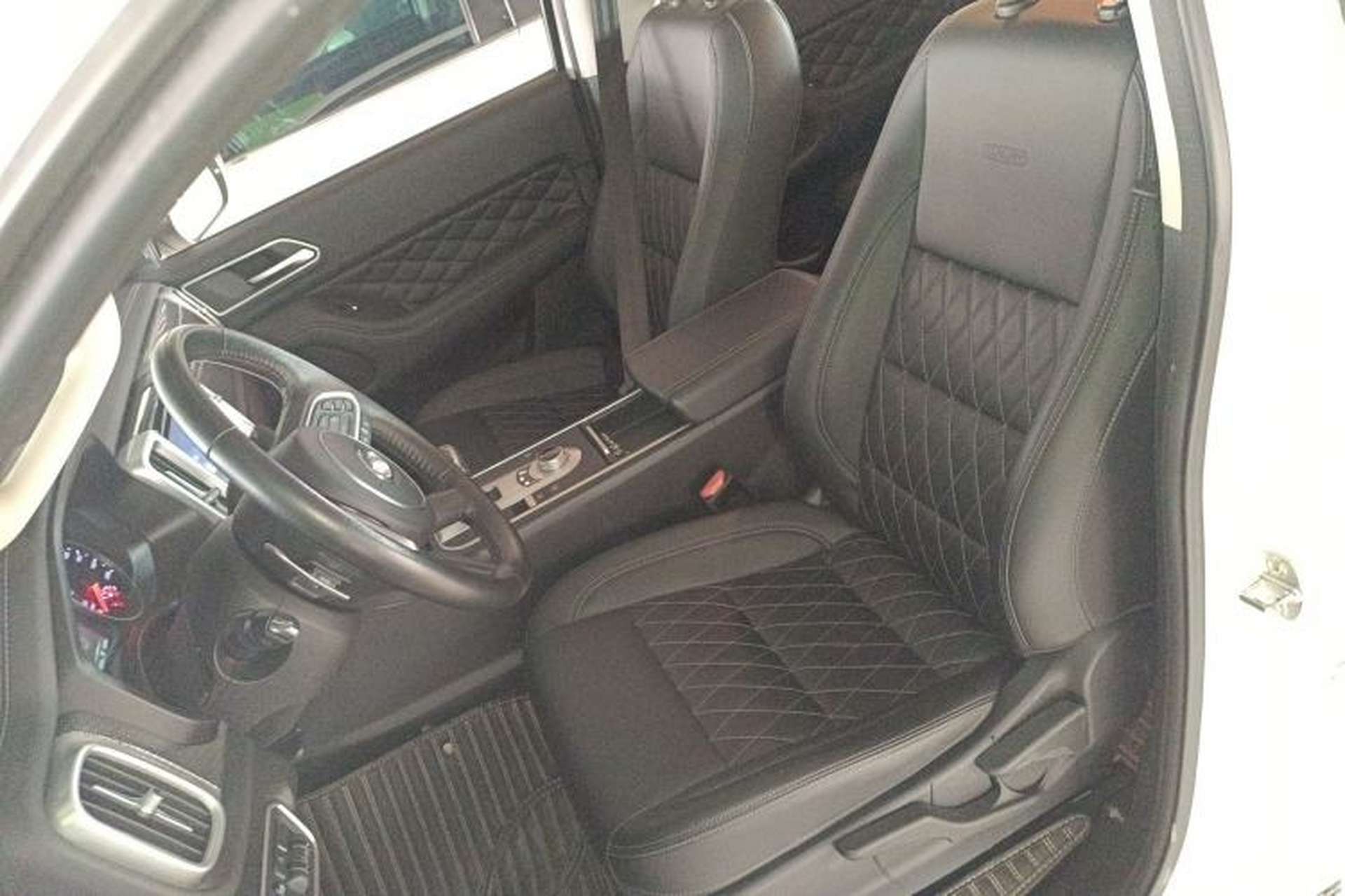 Used Great Wall Poer 2020 2.0T Automatic Diesel 2WD Comfort Edition GW4D20M Left Front Seat