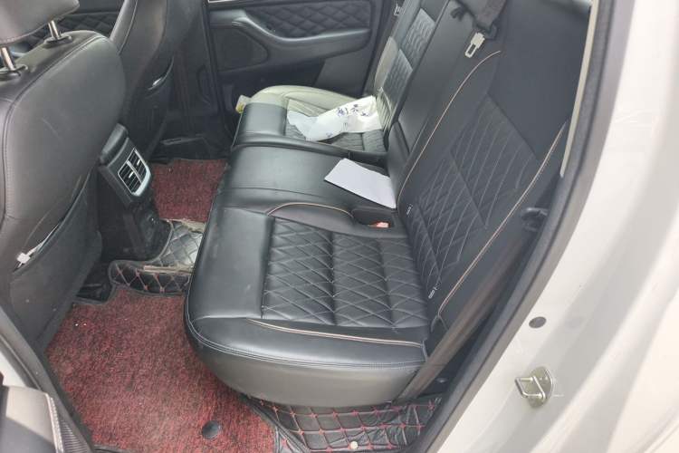 Used Great Wall Poer 2020 2.0T Automatic Diesel 2WD Comfort Edition GW4D20M Left Rear Seat