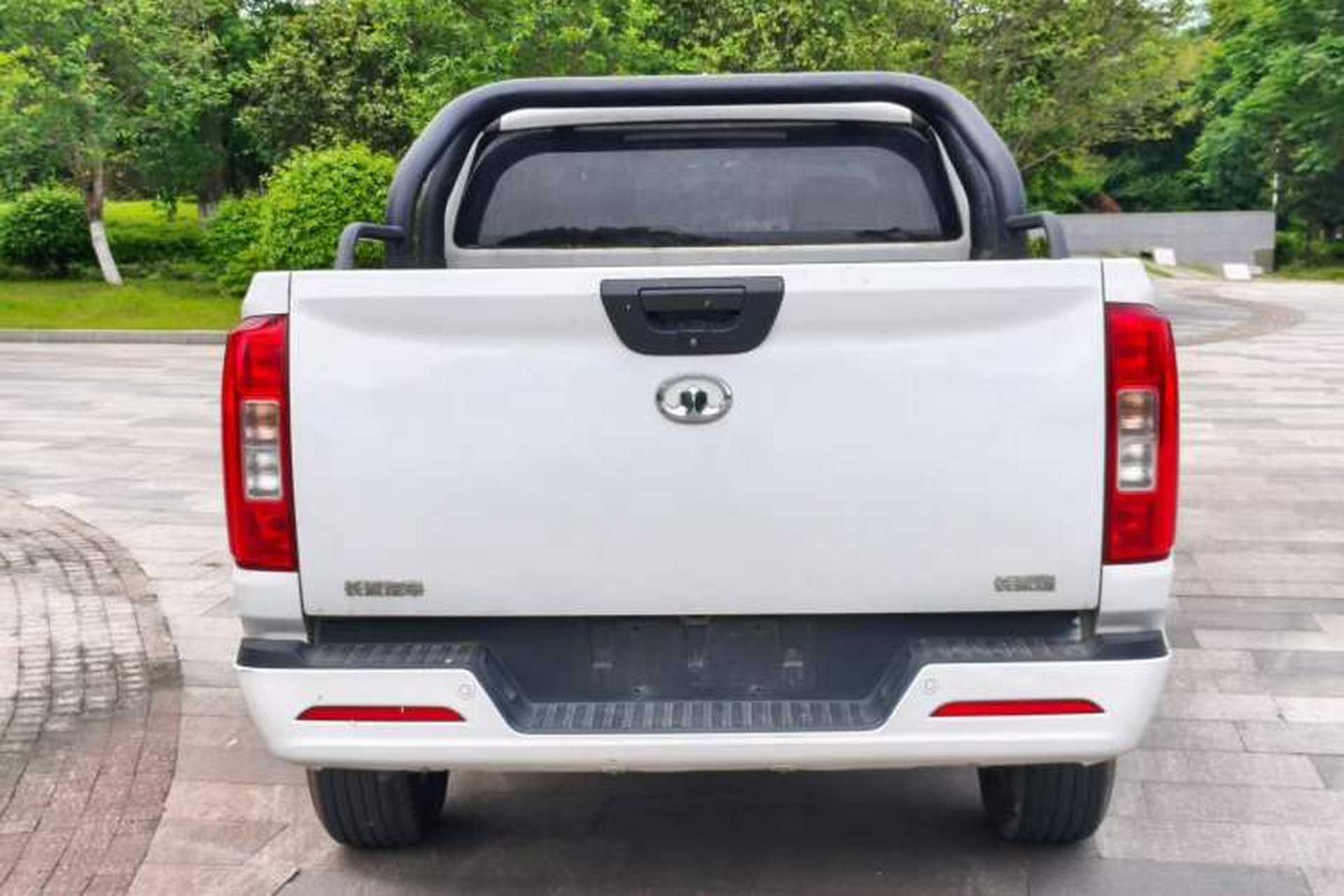 Used Great Wall Poer 2020 2.0T Commercial Version Automatic Diesel 4x4 Elite Long-Box GW4D20M Rear